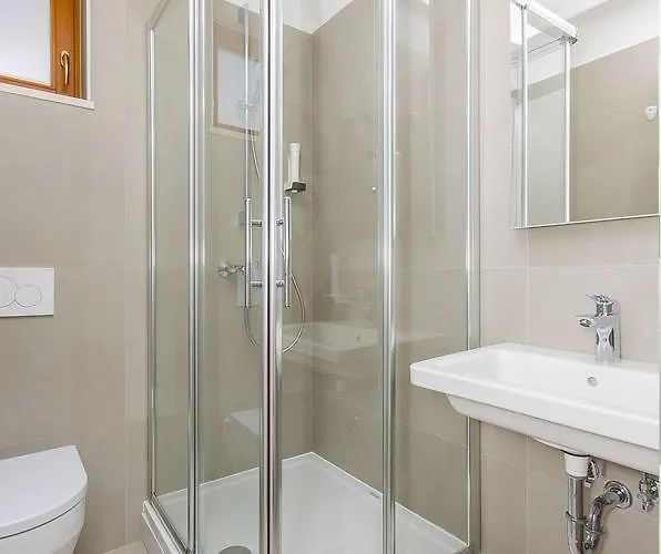 Dvor Vandrarhem Split