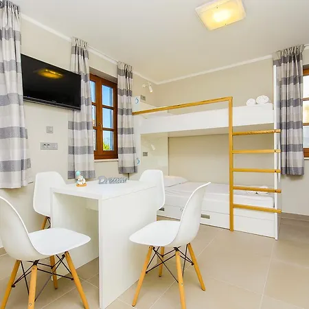 Dvor Hostal Split