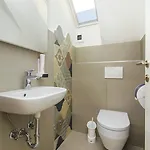 Dvor Hostel Split